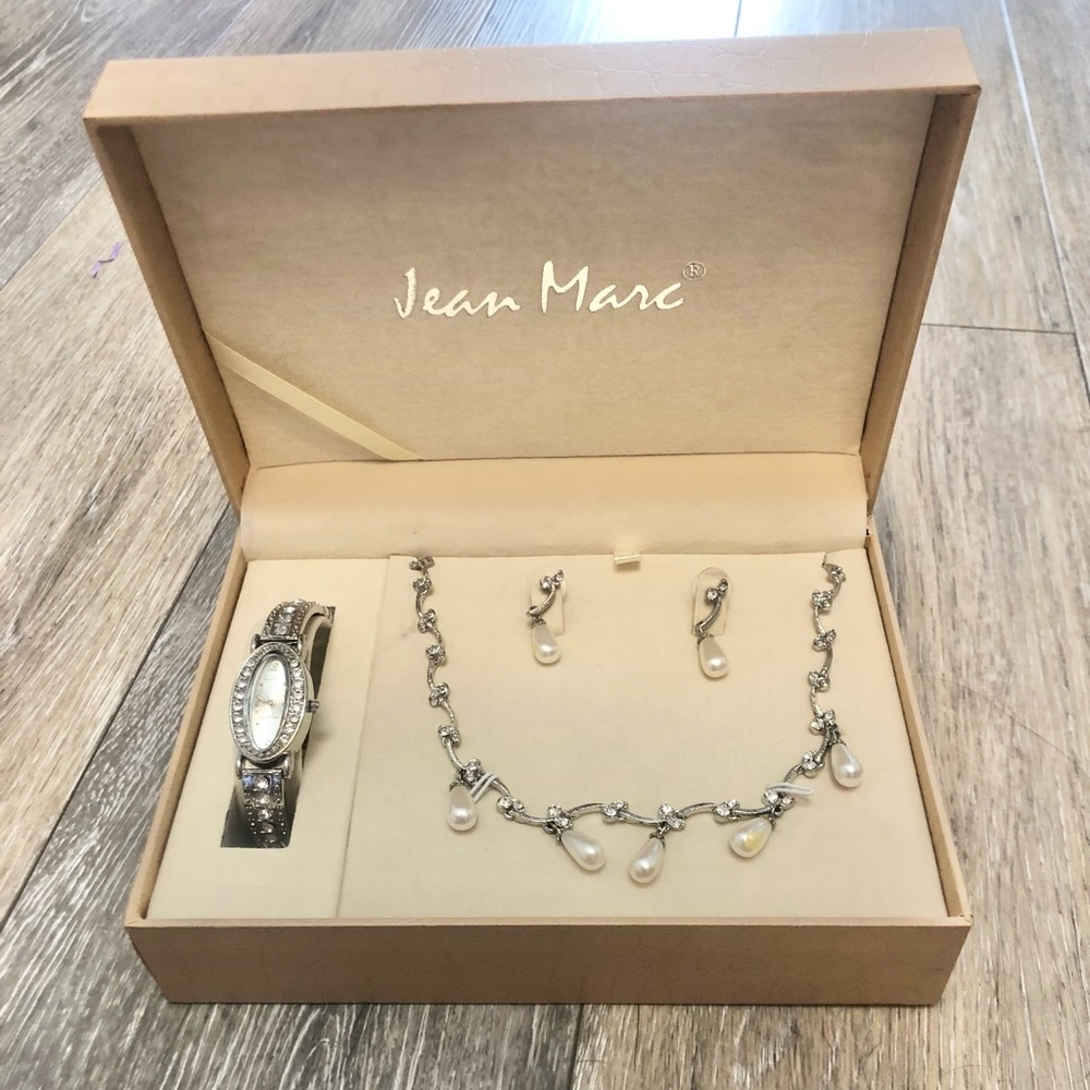 Jewelry Lot